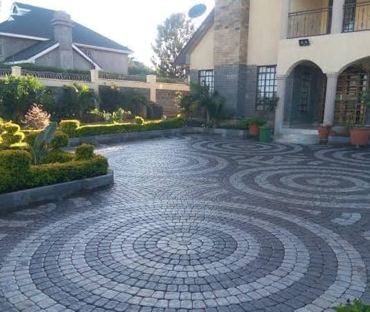 Cobblestone Paving